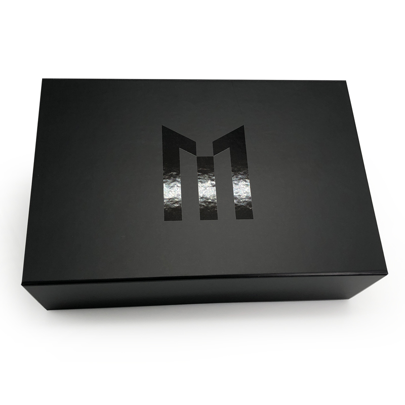 Custom Luxury Black Logo Folding Magnetic Clothes Packaging Boxes 02