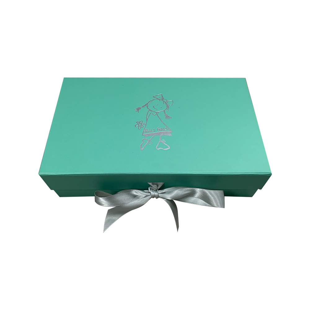 Custom Luxury Green Magnetic Baby Clothes Folding Paper Box Packaging 01